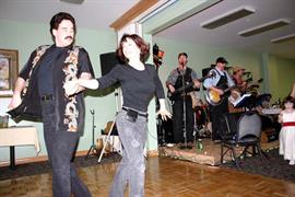 Dancin to the Carhartt's Dancin to the Carhartt's